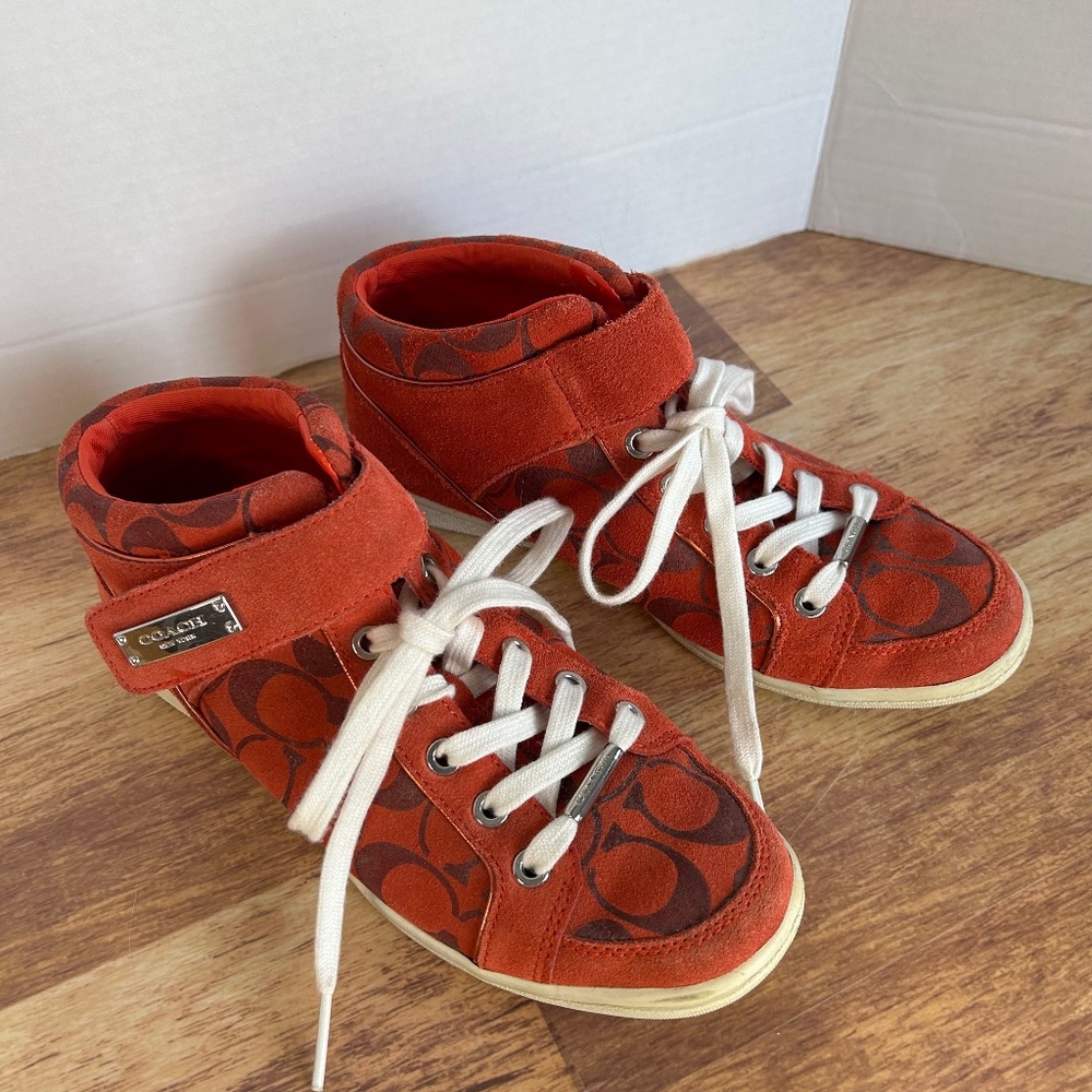 🍓Coach Orange Suede High Top Sneaker